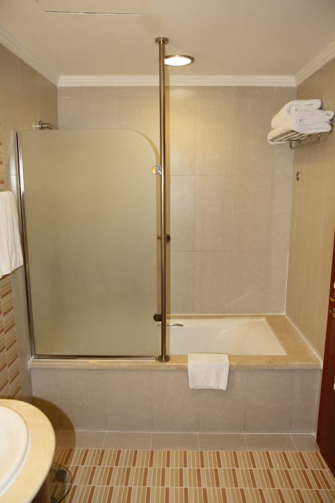 Łazienka Holiday Inn Bur Dubai - Embassy District