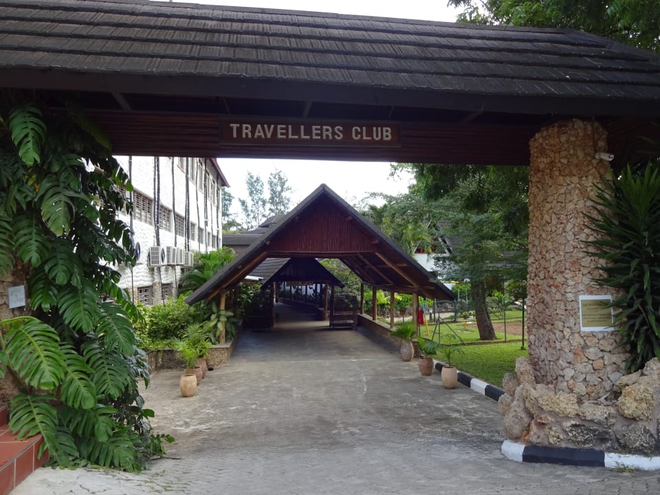Außenansicht Travellers Beach Hotel & Club
