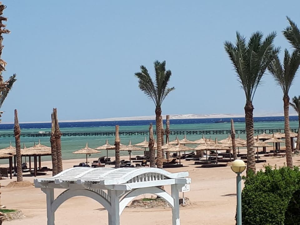 Strand Coral Sea Holiday Village