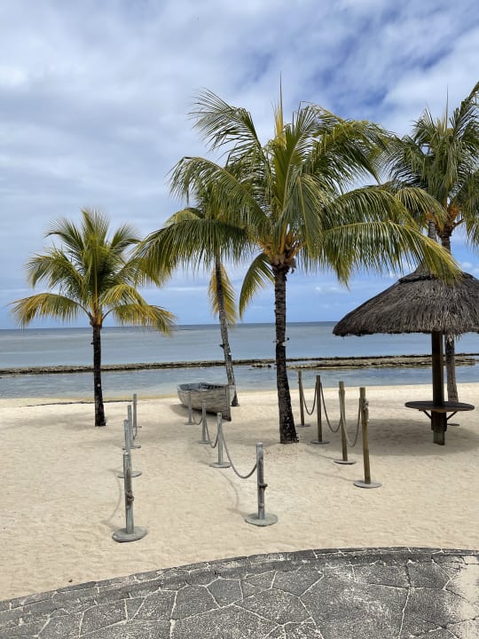 Strand Victoria for 2 Beachcomber Resort & Spa - Adults only