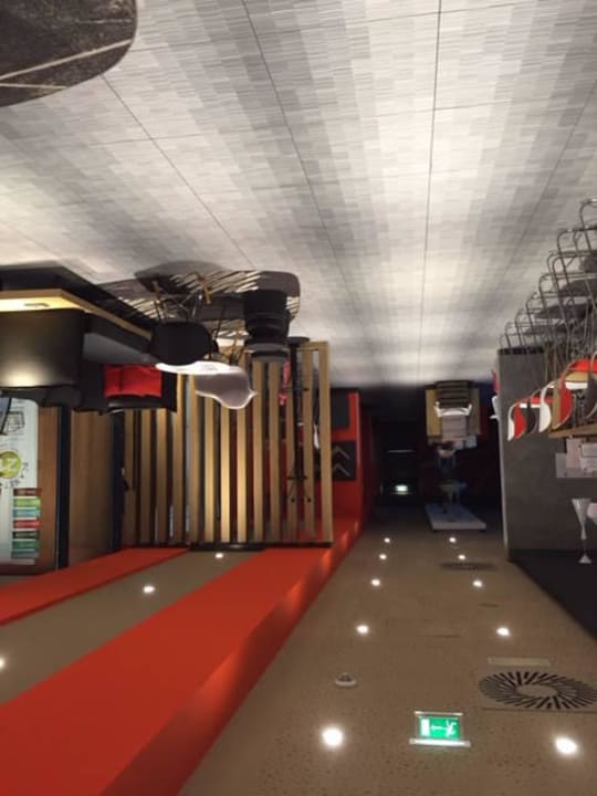 Lobby Ibis Innsbruck