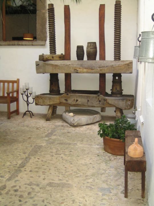 Hotel-Innenhof Hotel Es Port