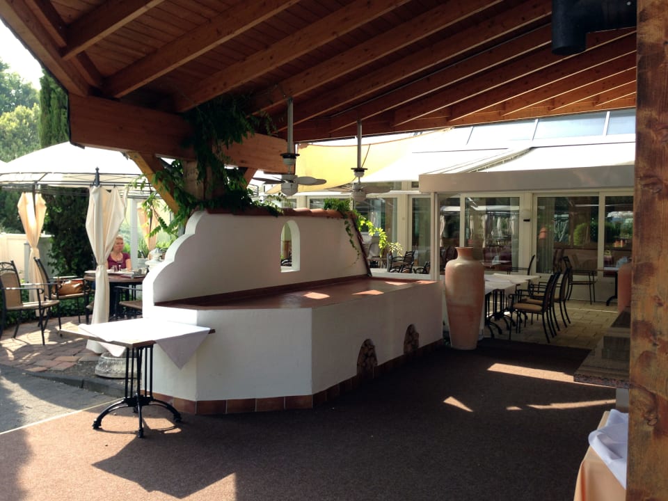 Freirestaurant DORMERO Hotel Bonn - Windhagen