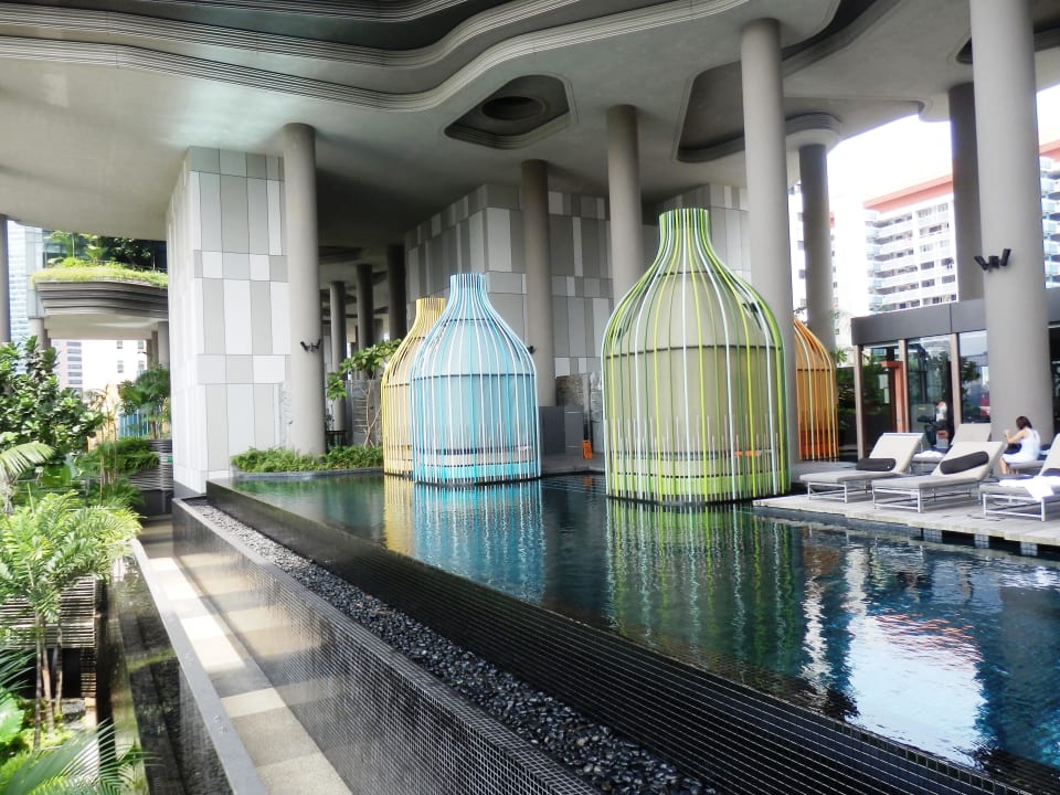 Pool und Liegekörbe Parkroyal on Pickering