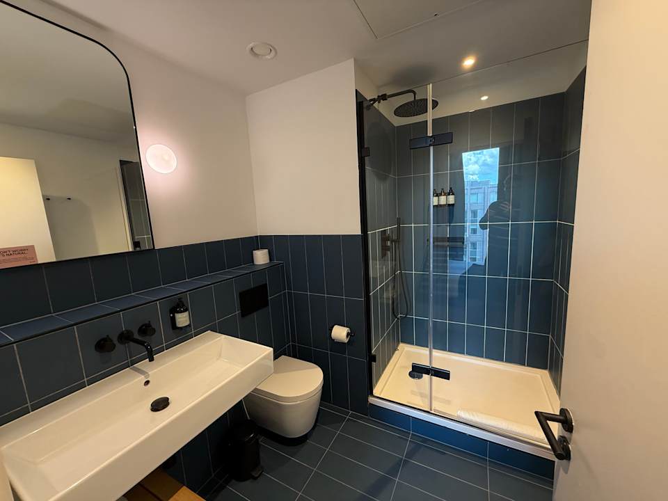 Zimmer Beckett Locke