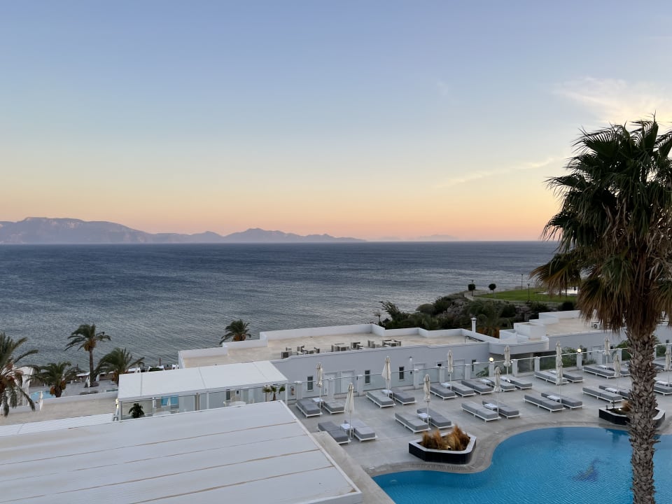 Ausblick Dimitra Beach Hotel & Suites