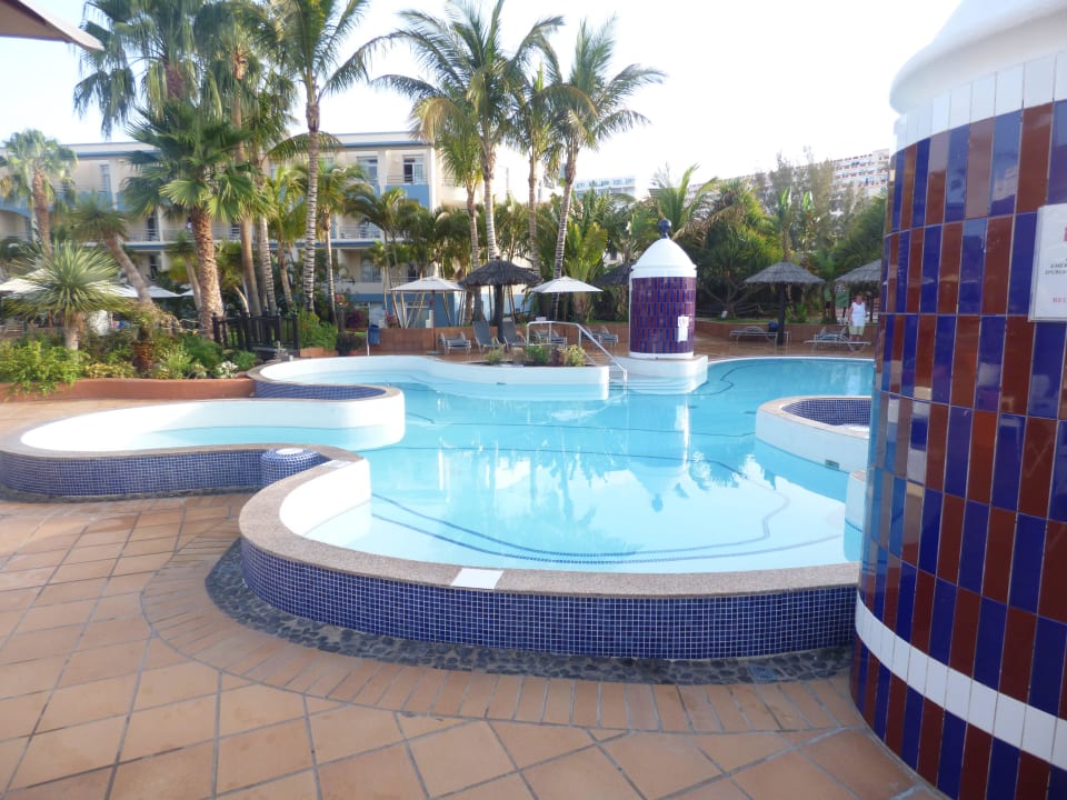 Nichtschwimmerpool mit Whirpool IFA Altamarena by Lopesan Hotels