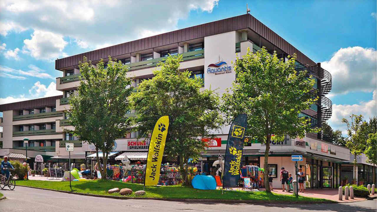 Außenansicht Aquantis Bensersiel