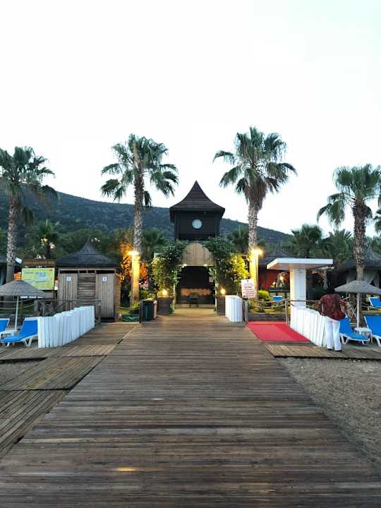 Strand Latanya Park Resort