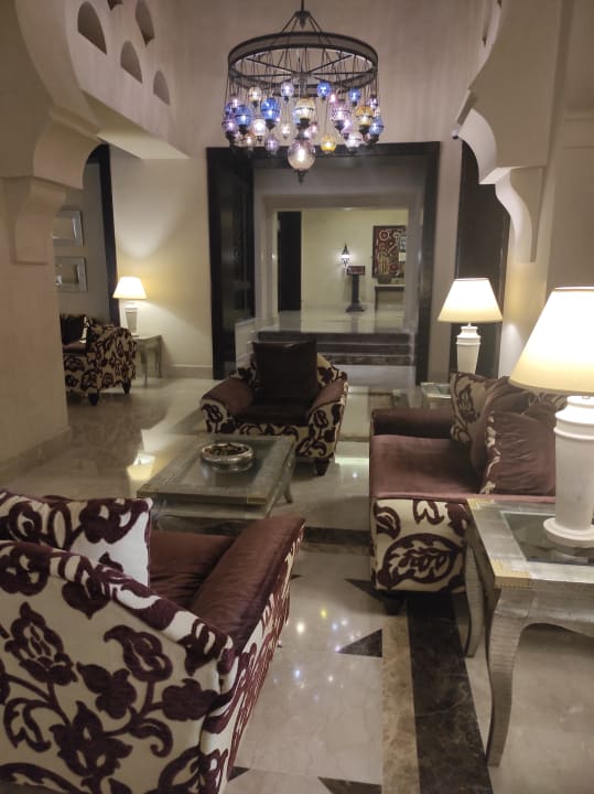 Lobby Miramar Al Aqah Beach Resort