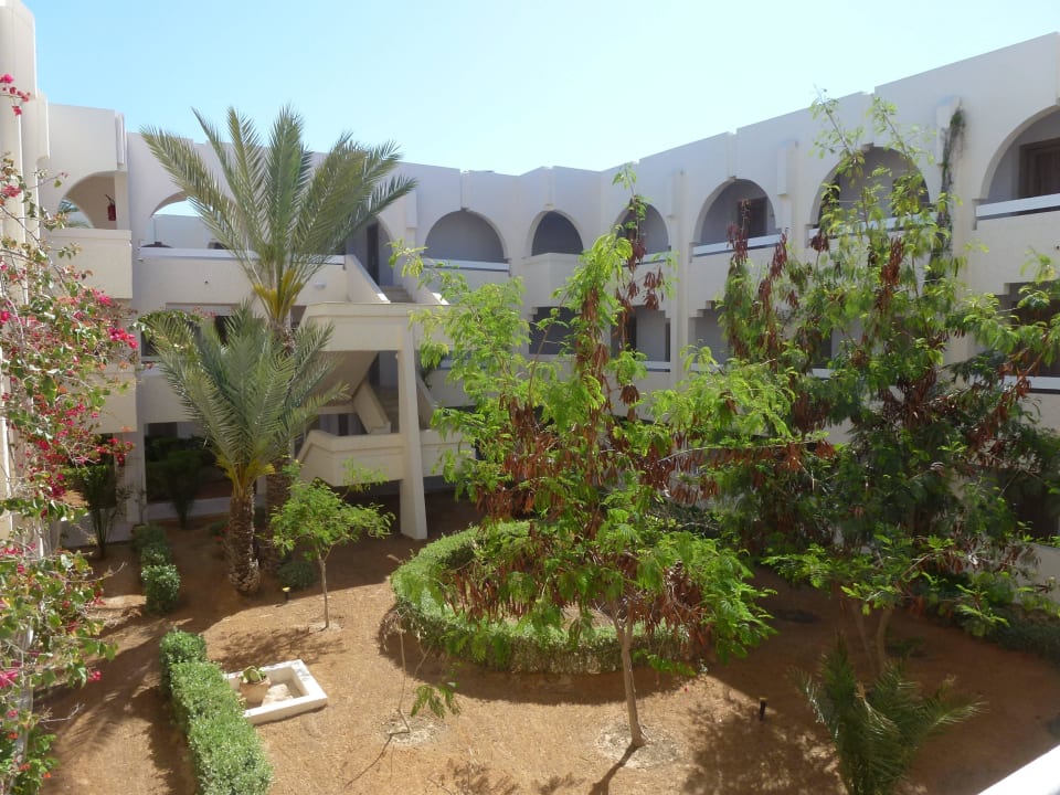 Un des patio Iberostar Waves Mehari Djerba