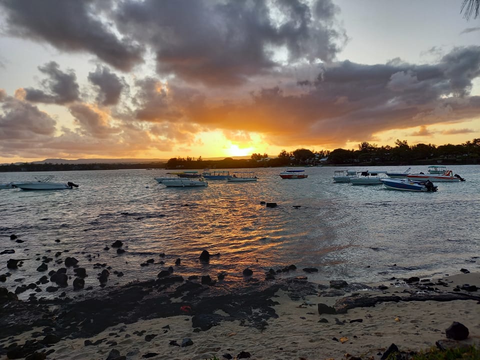 Strand Le Peninsula Bay Beach Resort & Spa