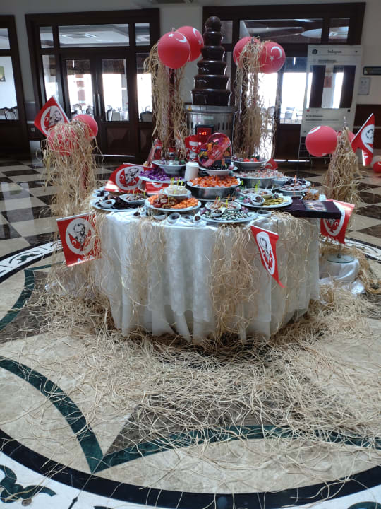 Gastro Diamond Hill Resort Hotel