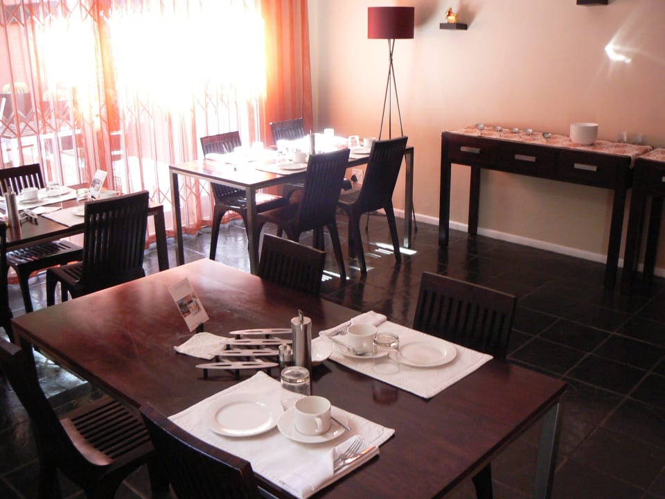 Der Innenfrühstücksbereich Hotel Cactusberry Lodge