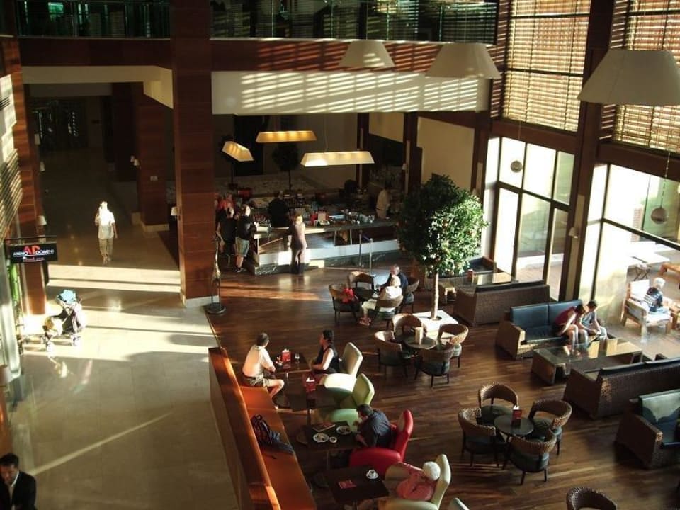 Blick auf die Patisserie-Bar Voyage Belek Golf & Spa