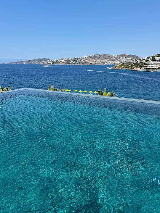 Pool The Bodrum Hotel Yalıkavak - MGallery Collection