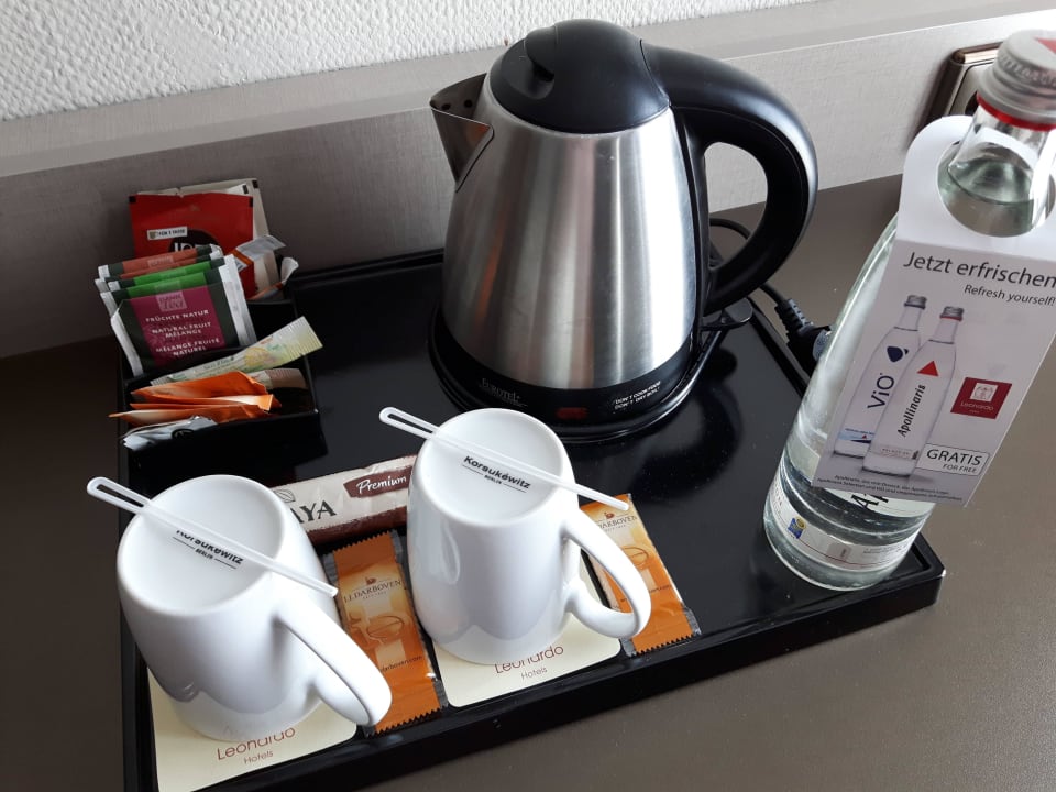 Kaffee und Teezubereiter Leonardo Hotel Hannover Airport
