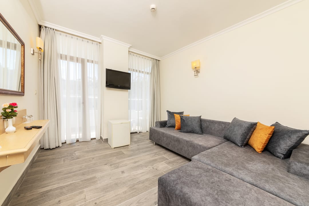 Zimmer Kayamaris Hotel