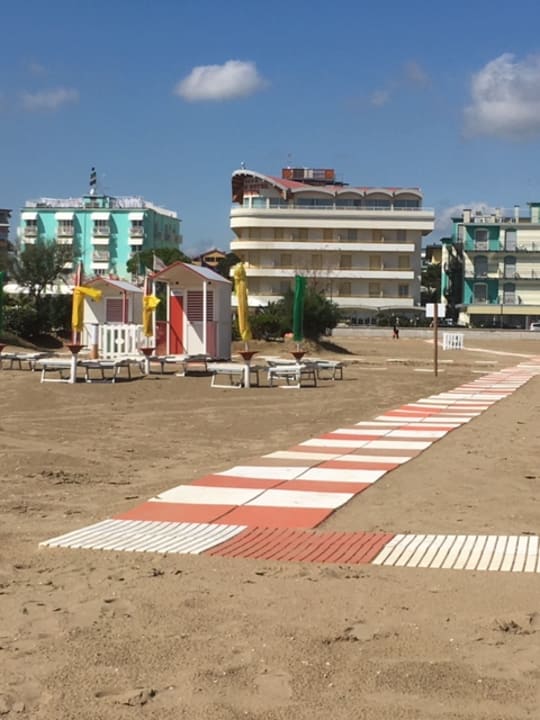 Außenansicht Park Hotel Pineta