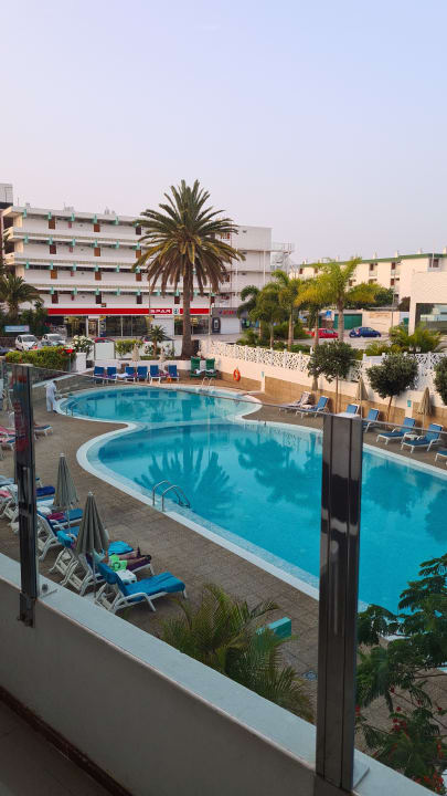 Pool Bull Escorial & Spa