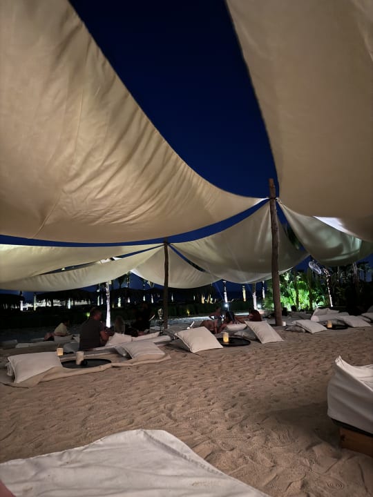 Strand Serry Beach Resort