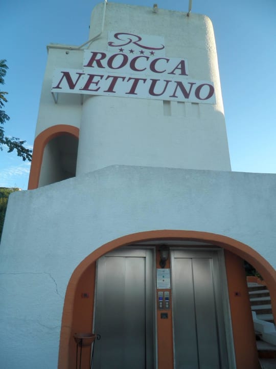 Aufzug zum Strand Aldiana Club Rocca Nettuno Calabria