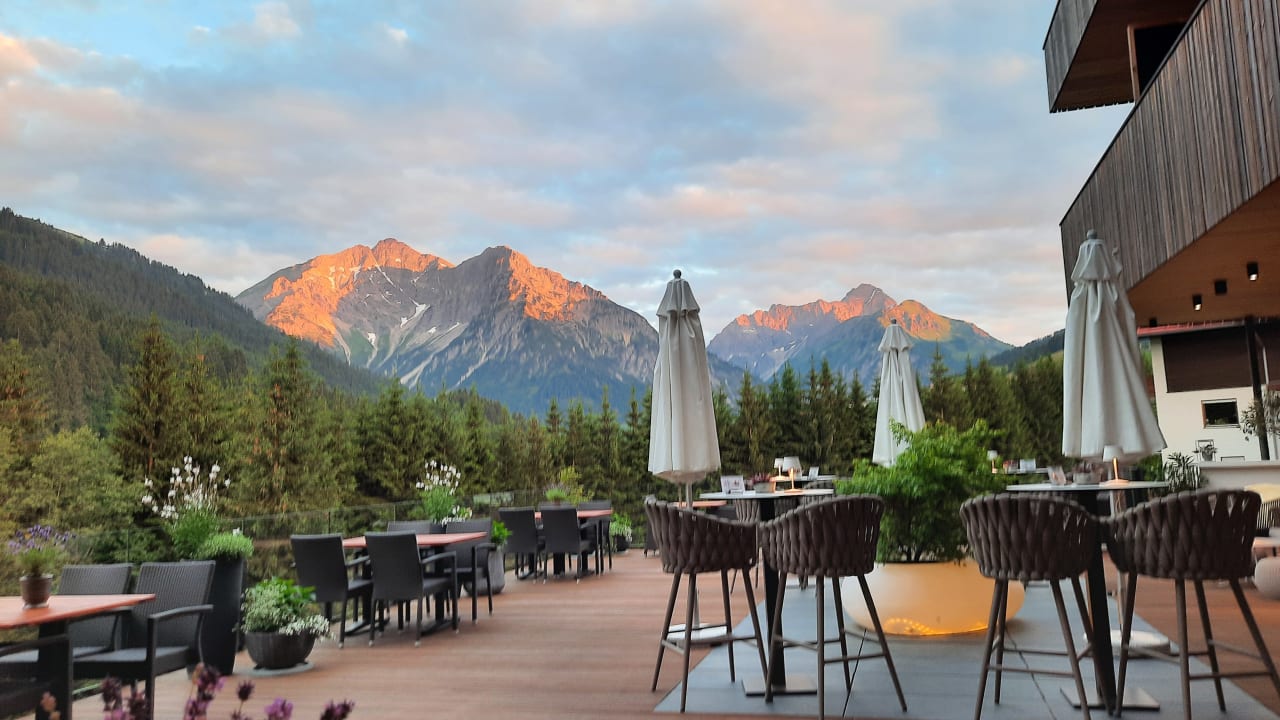 Ausblick Verwöhn- und Wellnesshotel Walserhof