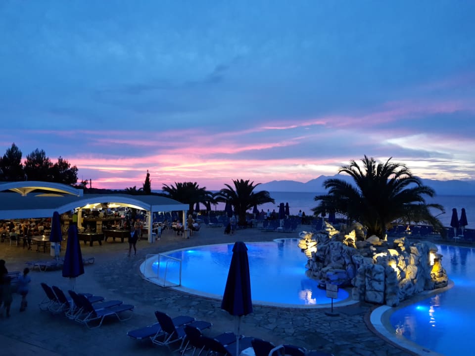 Pool Hotel Mareblue Beach