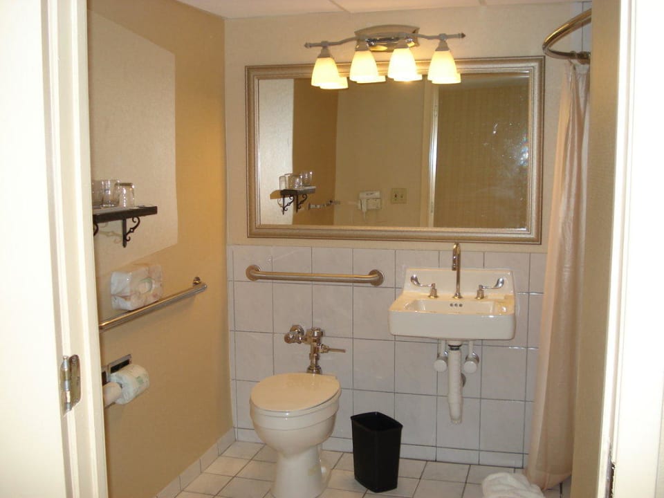 Badezimmer Hotel Wyndham Garden Newark Airport