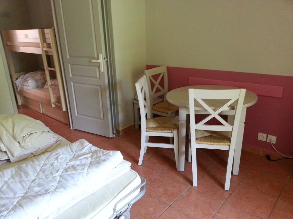 Esstisch Pierre & Vacances Premium Residenz Cannes Mandelieu