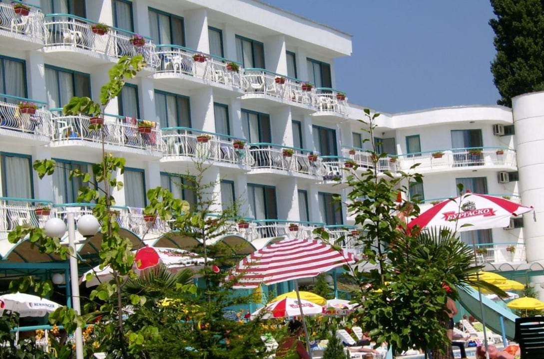 Rückansicht Hotel Zefir Beach