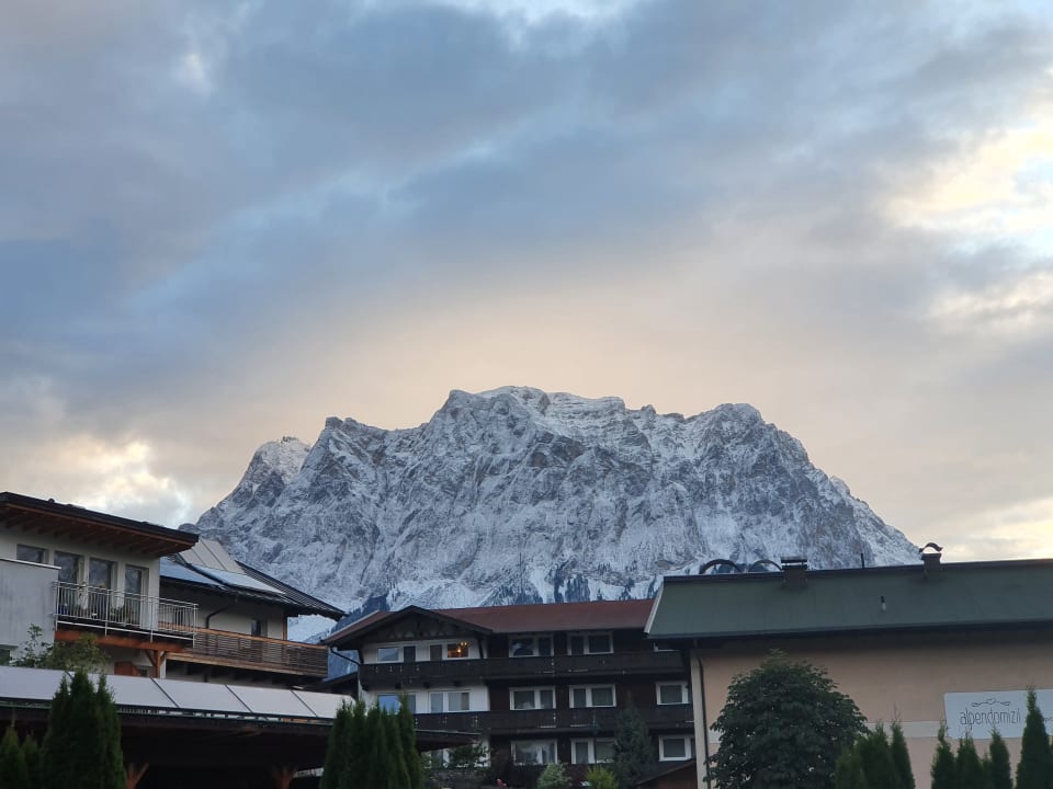 Ausblick Alpendomizil Zugspitze - Appartements & Lodges