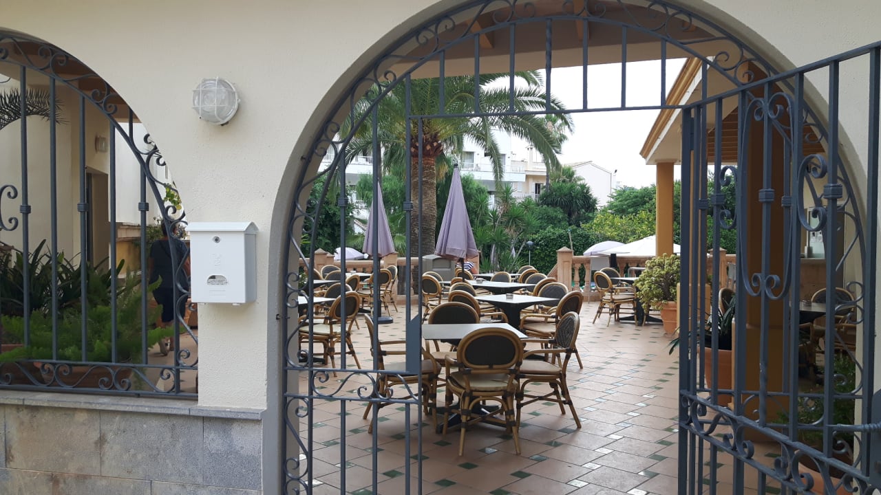 Gastro FLOR los Almendros Hotel