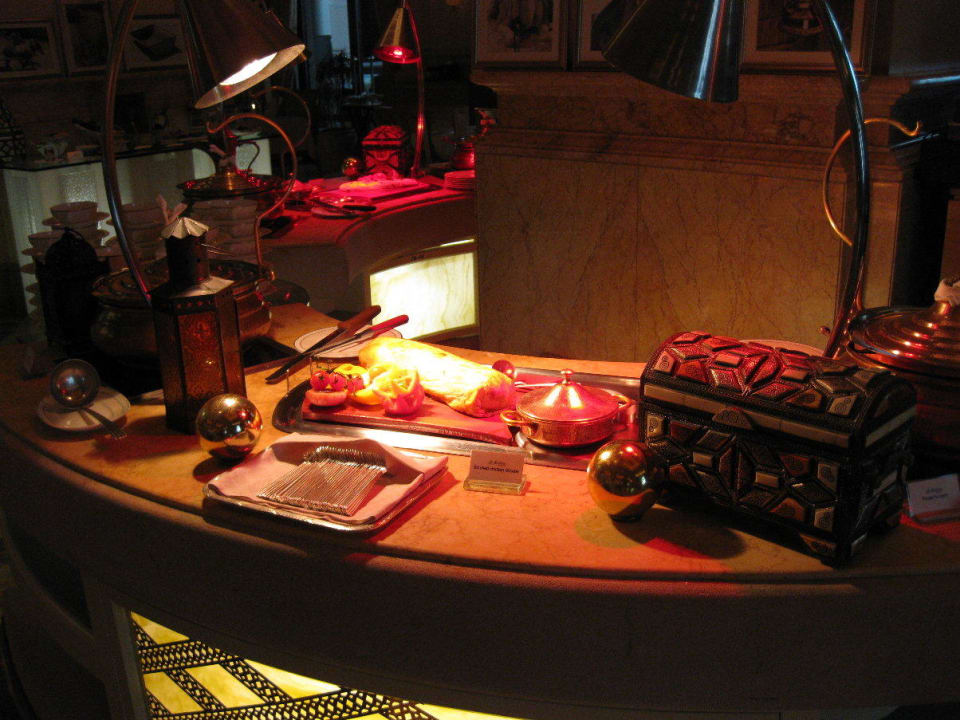 Buffet im Le Vendome Emirates Palace Mandarin Oriental