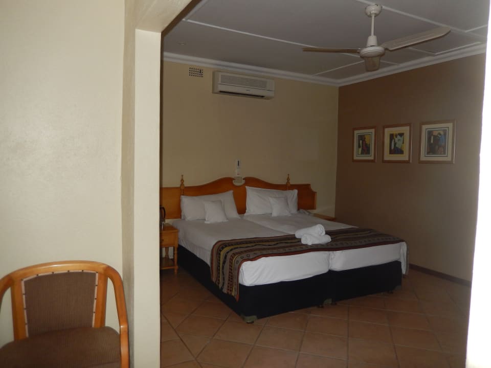 Zimmer Hotel Numbi The Main House