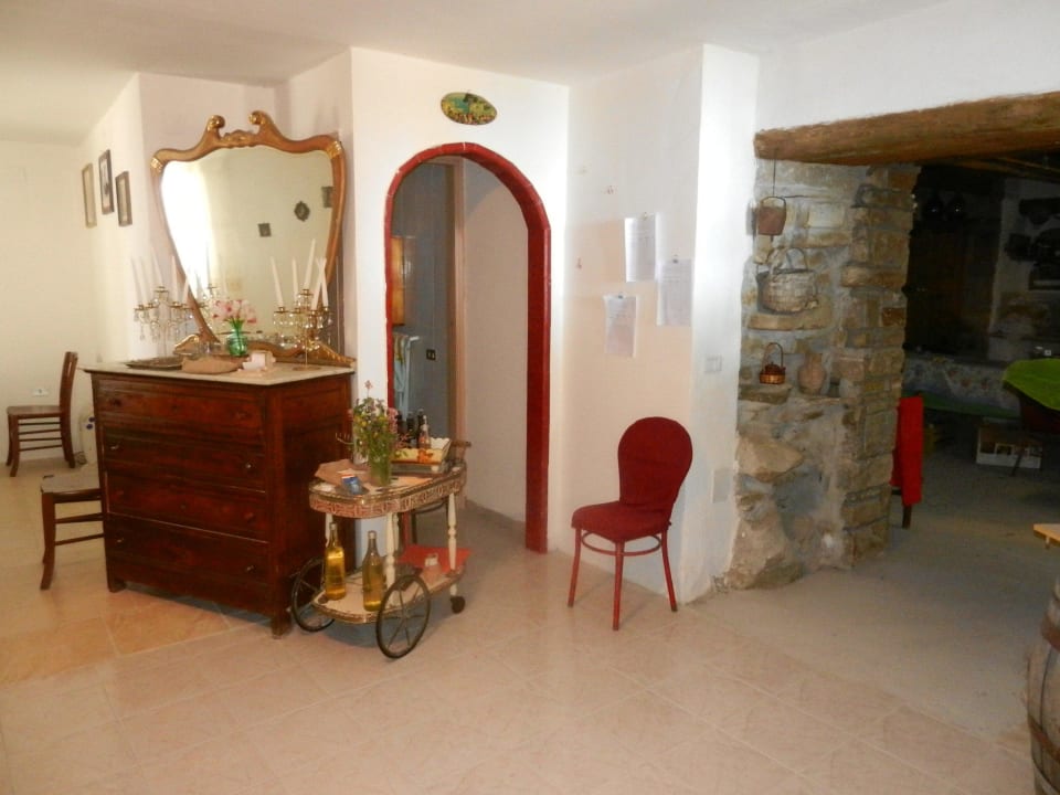 Cantina von Seniora Anna San Leo Cilentissimo