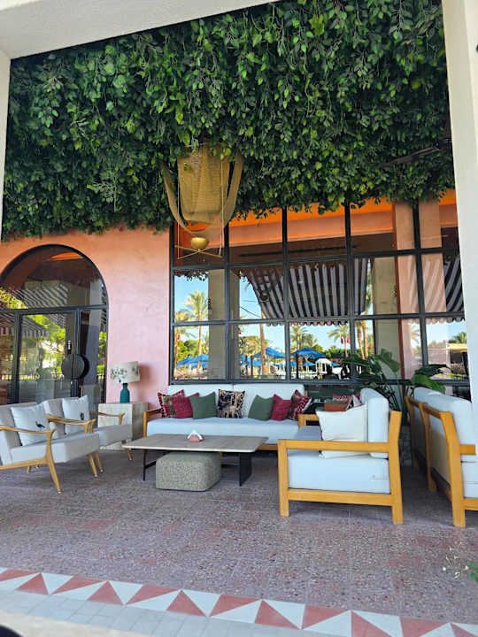 Außenansicht Desert Rose