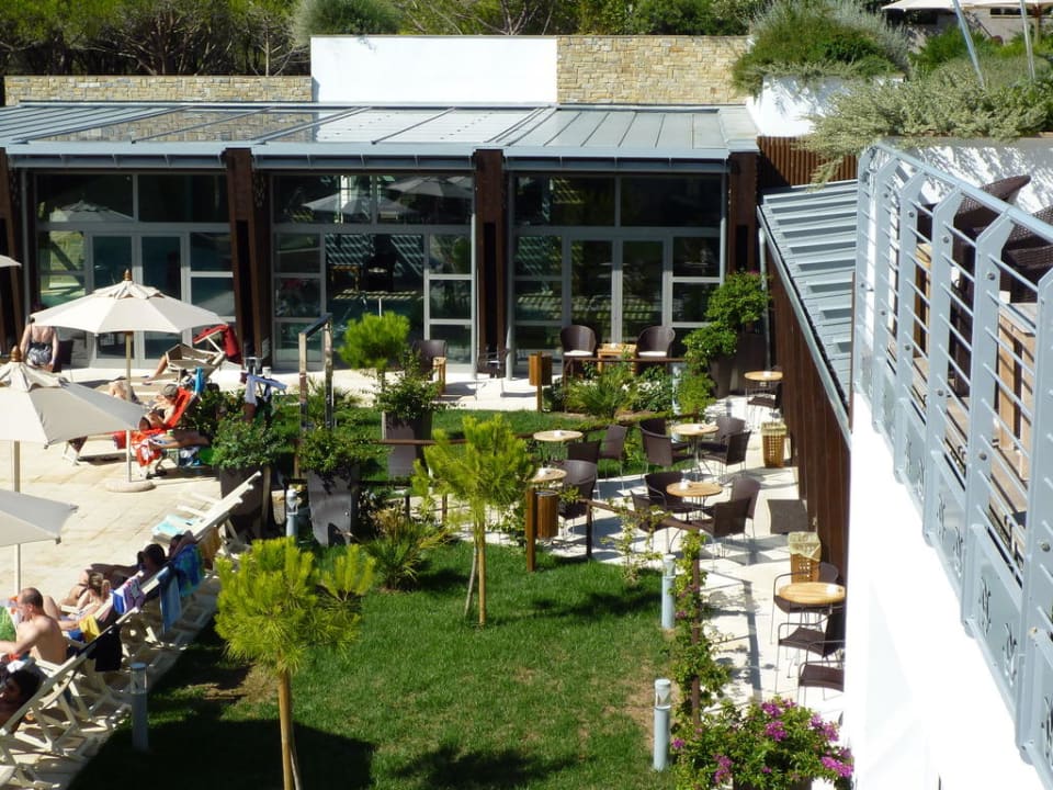 Die neugestaltete Poolanlage Riva del Sole Resort & SPA