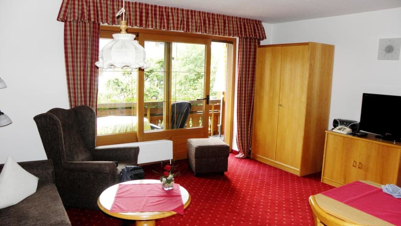 Appartement Nr. 4 - Wohnzimmer Gästehaus Sinz