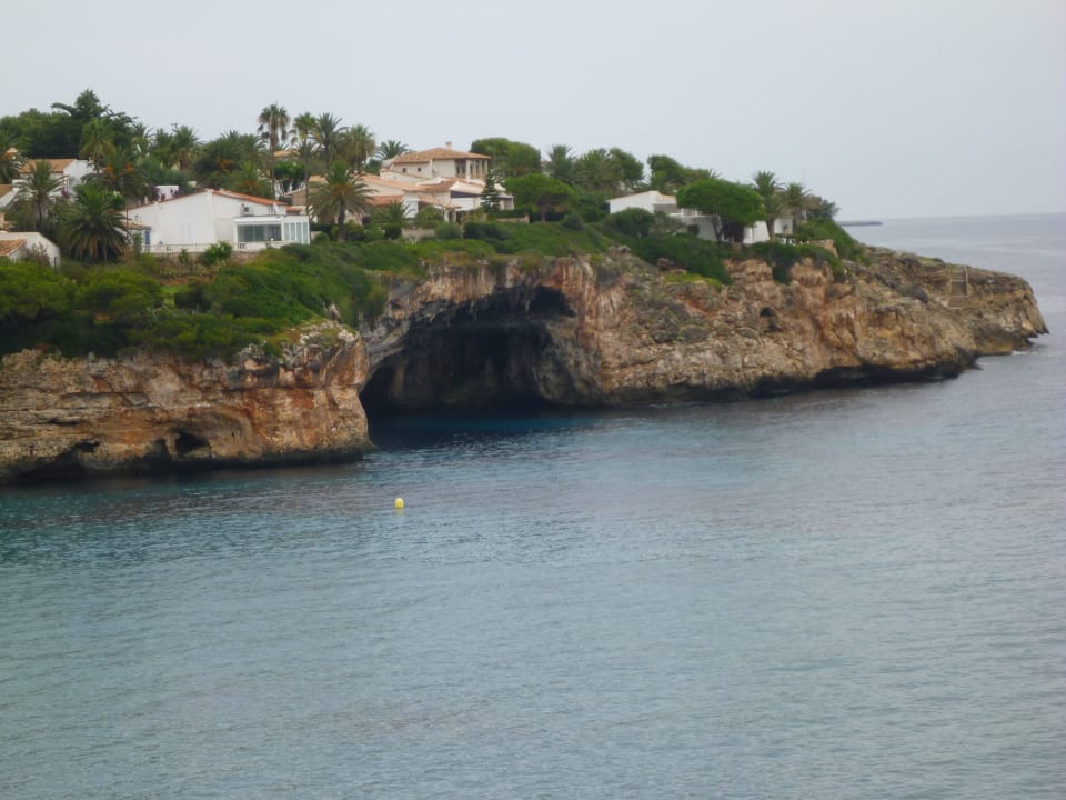 Eingang Höle blau punta reina