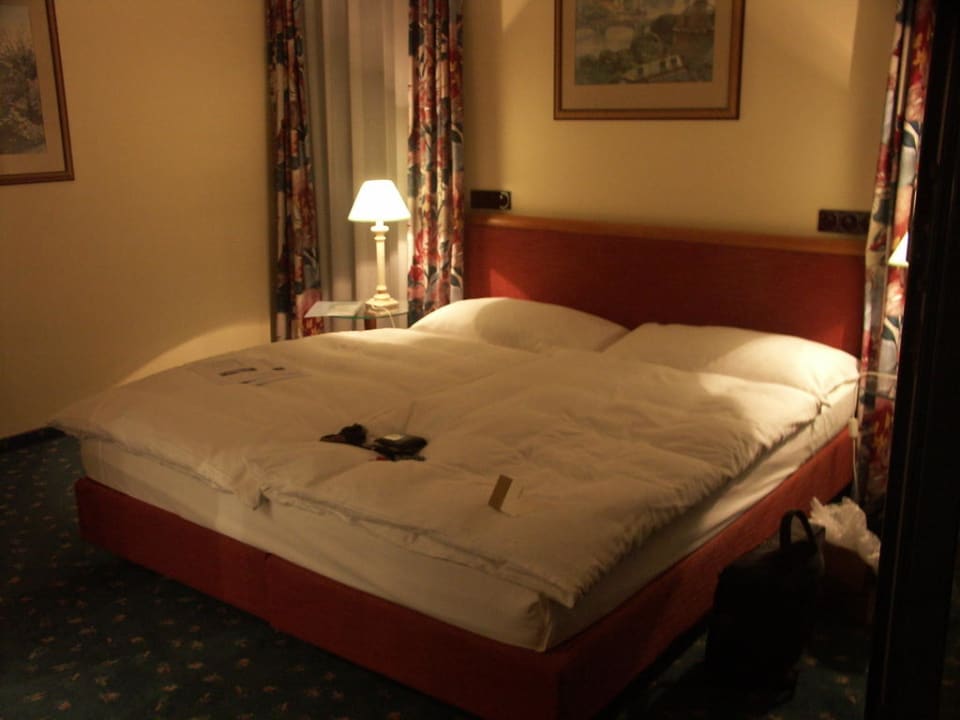 Bedroom (Suite) NH Prague City
