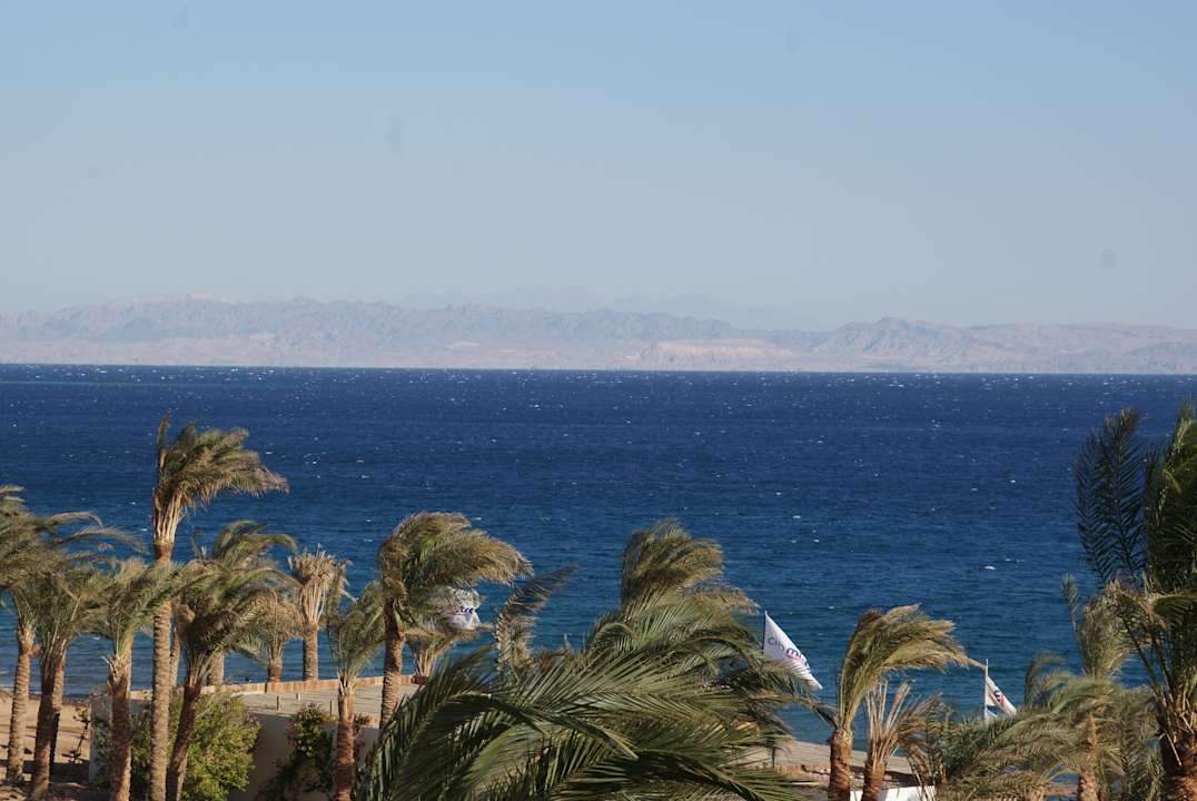 Blick nach Saudi-Arabien Retac Qunay Dahab Resort and Spa