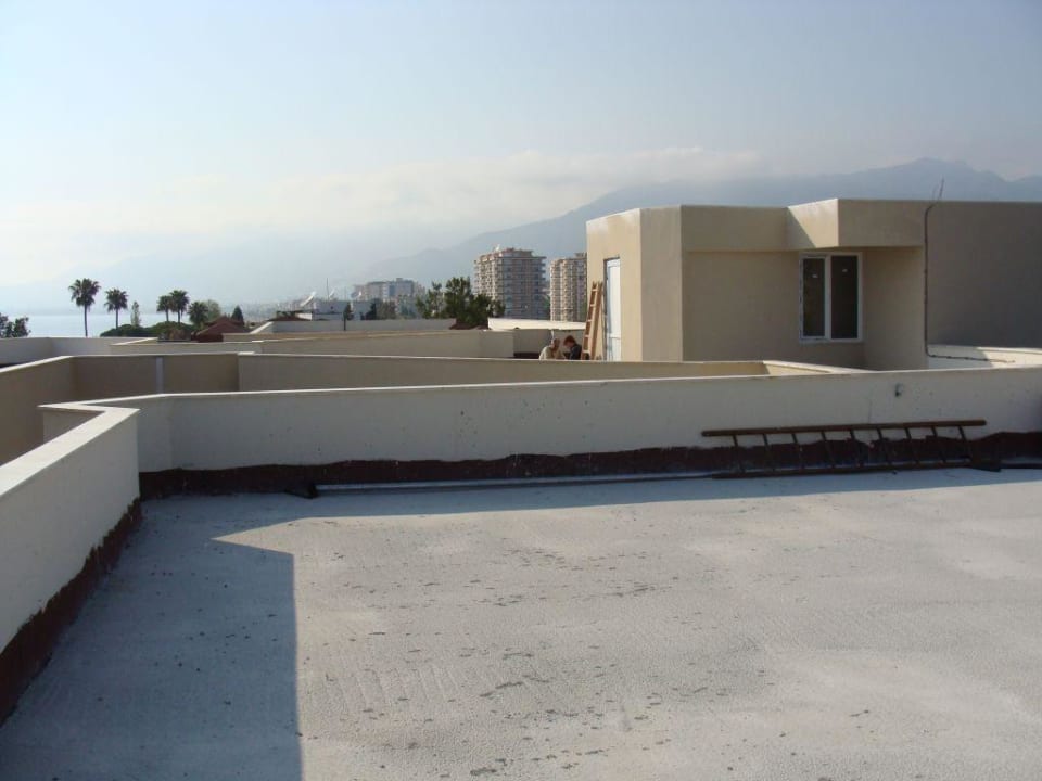 Blick über die Dächer des Neubaus Labranda Alantur Resort