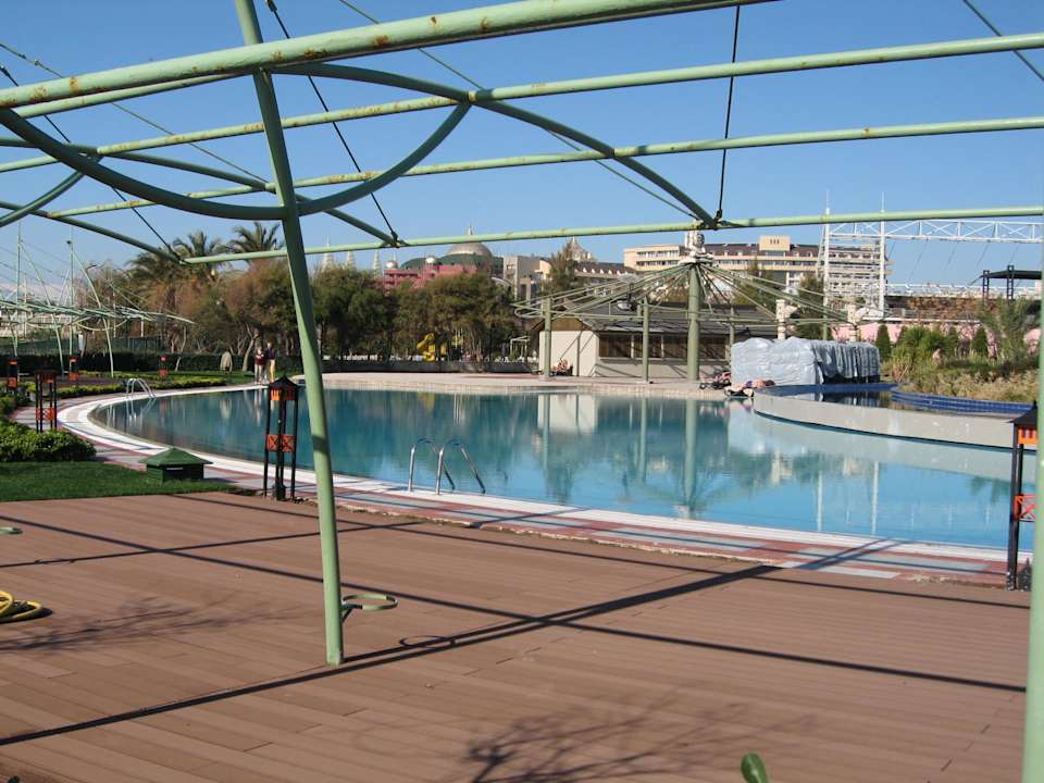 Poolanlage Limak Lara Deluxe Hotel & Resort