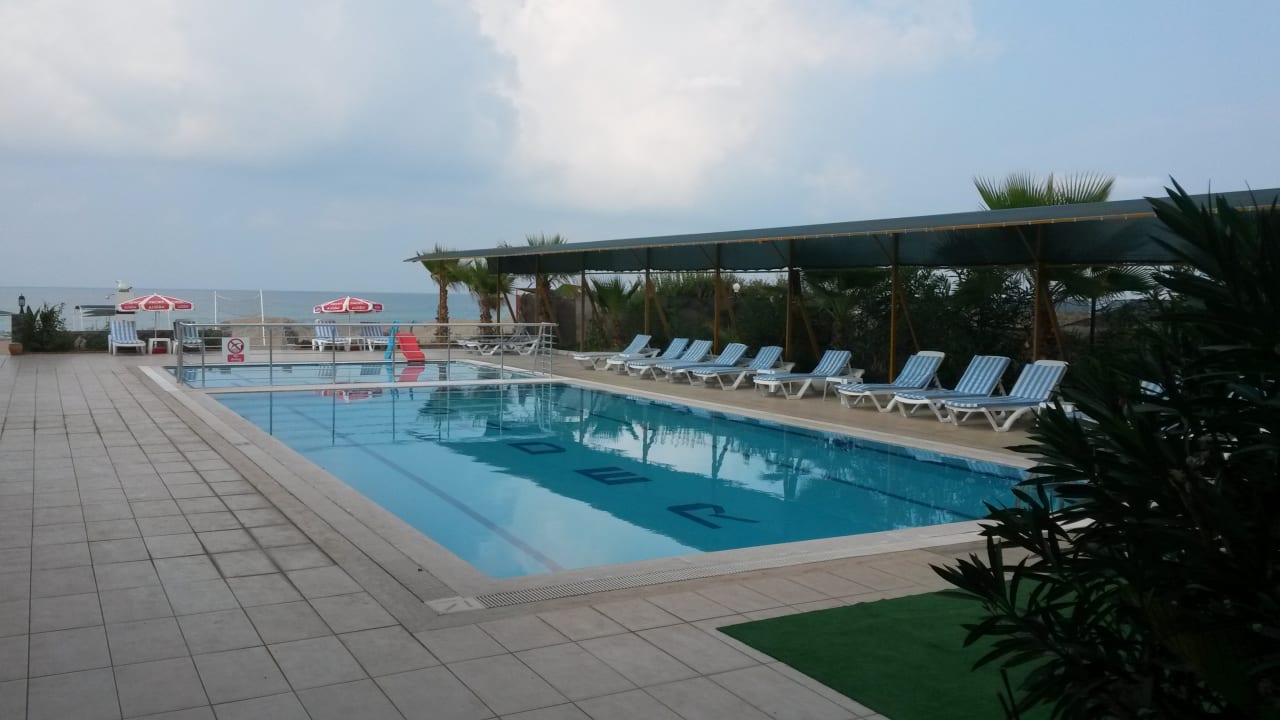 Pool Önder Yildiz Hotel