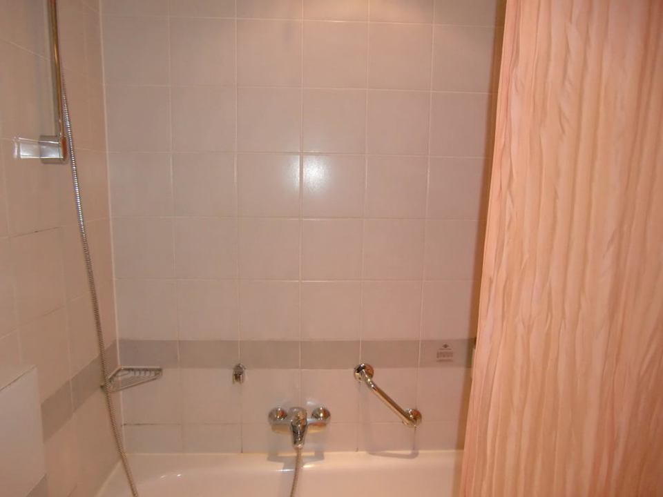 Badezimmer Leonardo Hotel Hamburg Airport