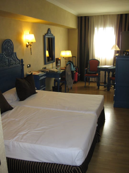 Bett Sallés Hotel Pere IV