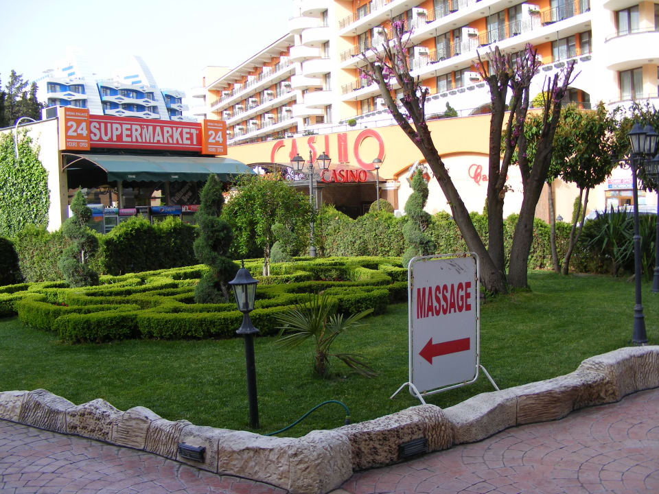 Gartenanlage Hotel Mena Palace