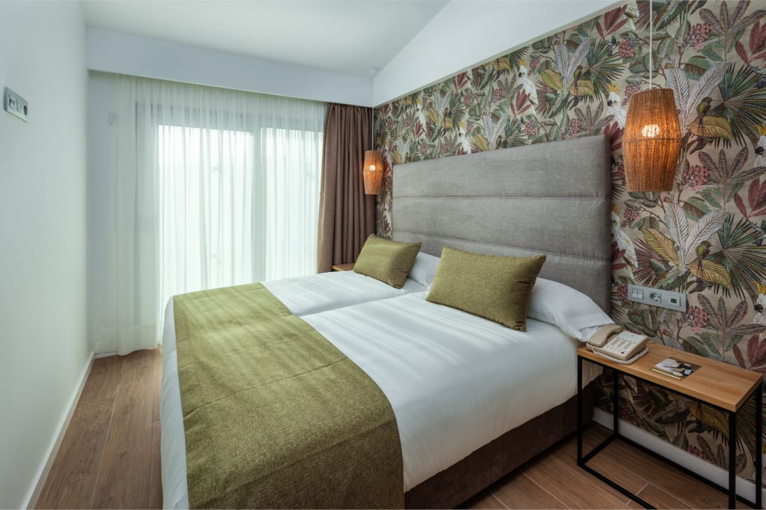 Zimmer Kumara Serenoa by Lopesan Hotels