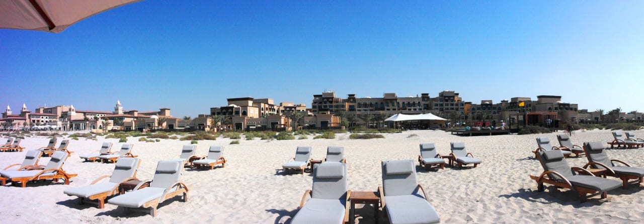 Strand Saadiyat Rotana Resort &  Villas